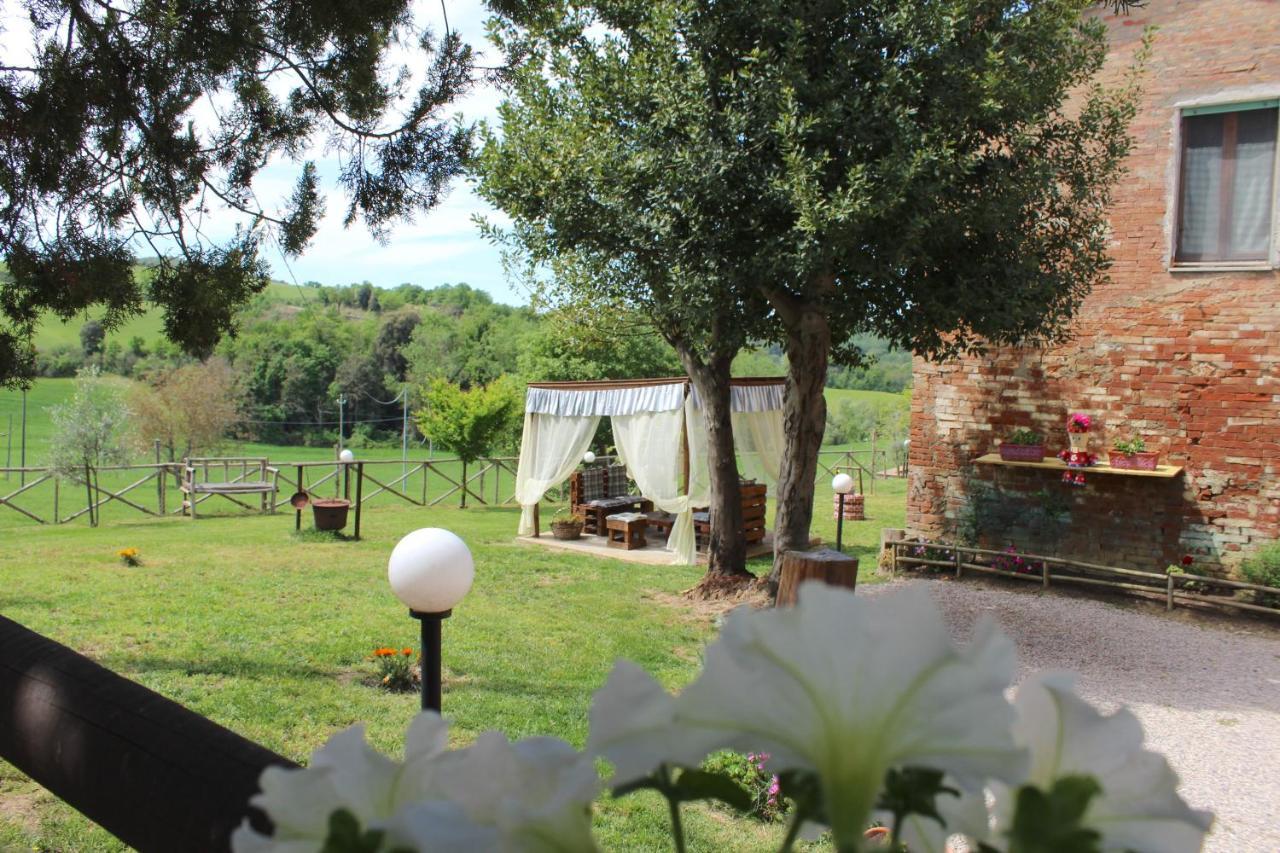 Апартаменти Casa Vacanza Podere Ristoro Сан-Джованні-д'Ассо Екстер'єр фото